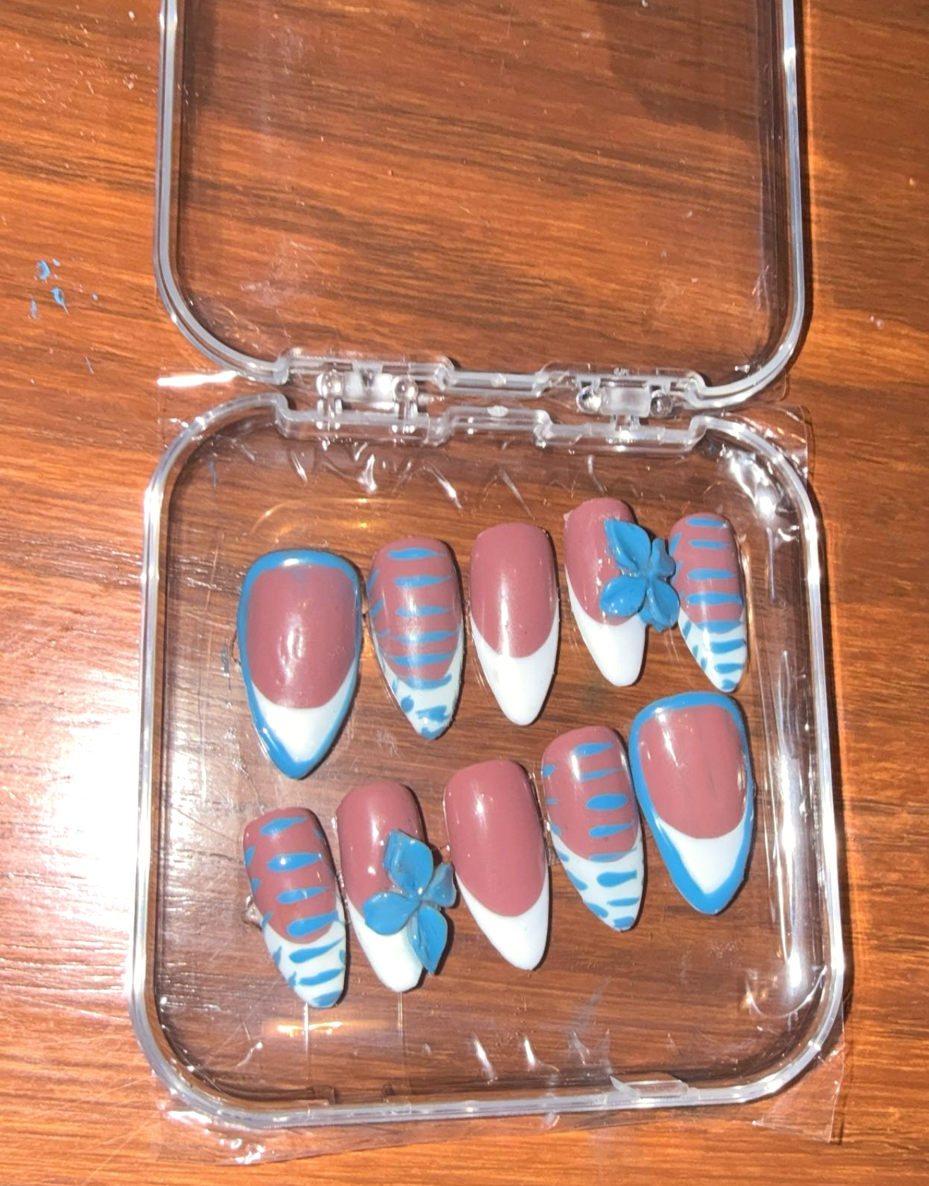 Blue and White flower nails